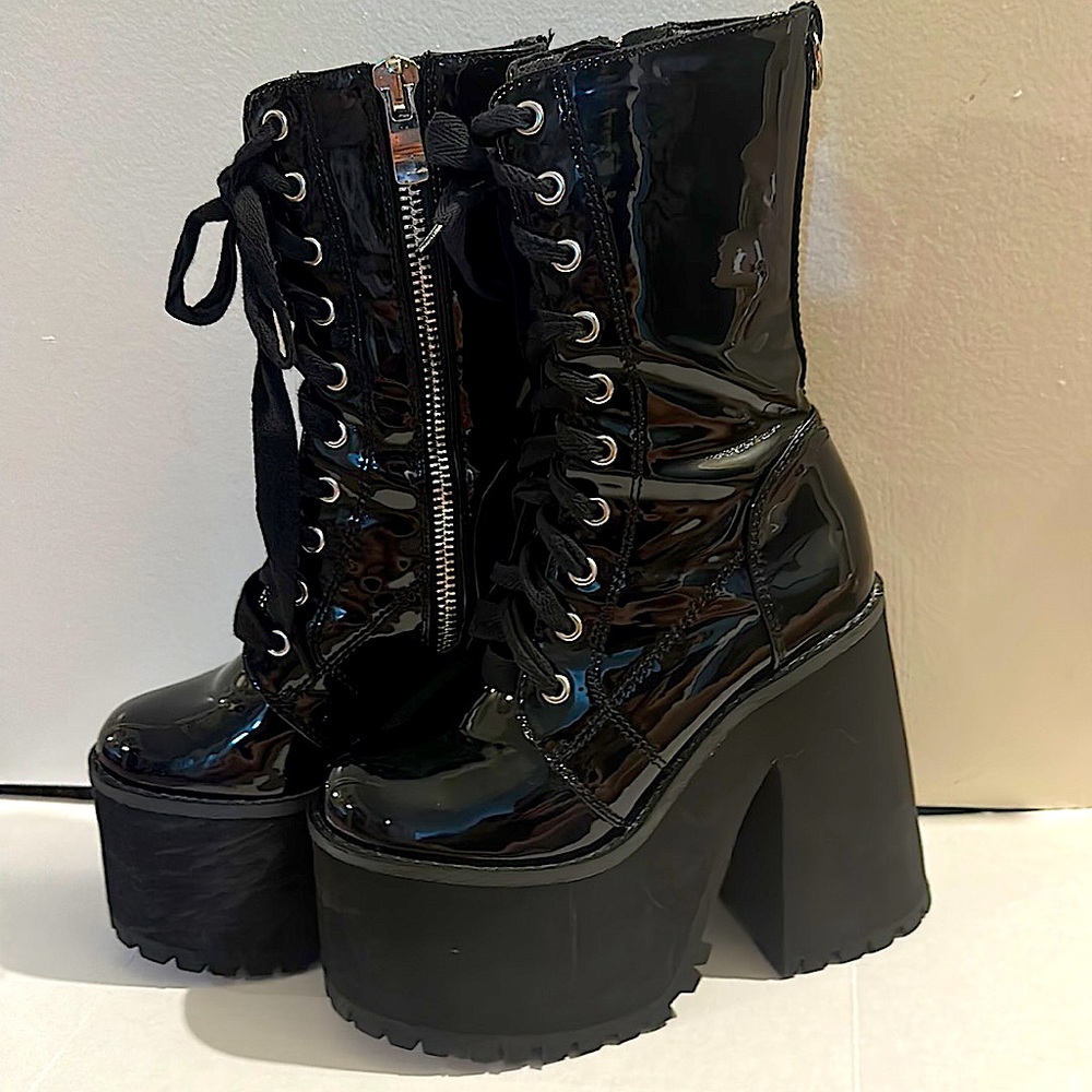 Black demonia boots